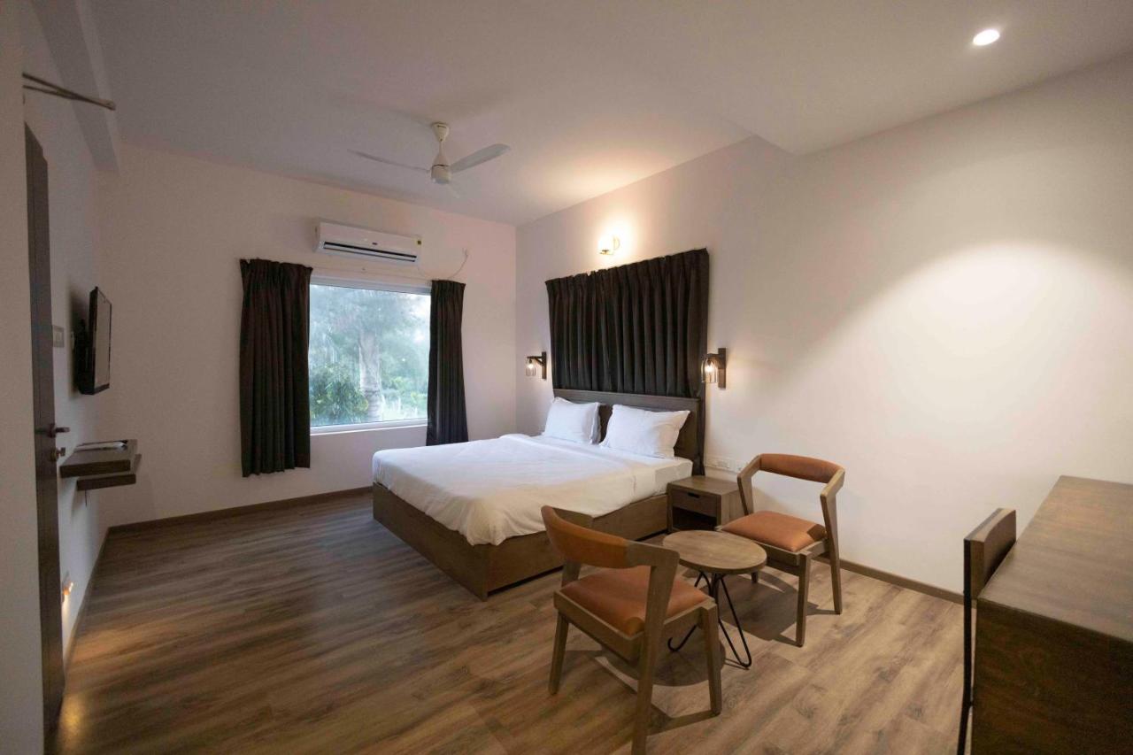 Samudra Resorts And Spa Puri Exterior foto